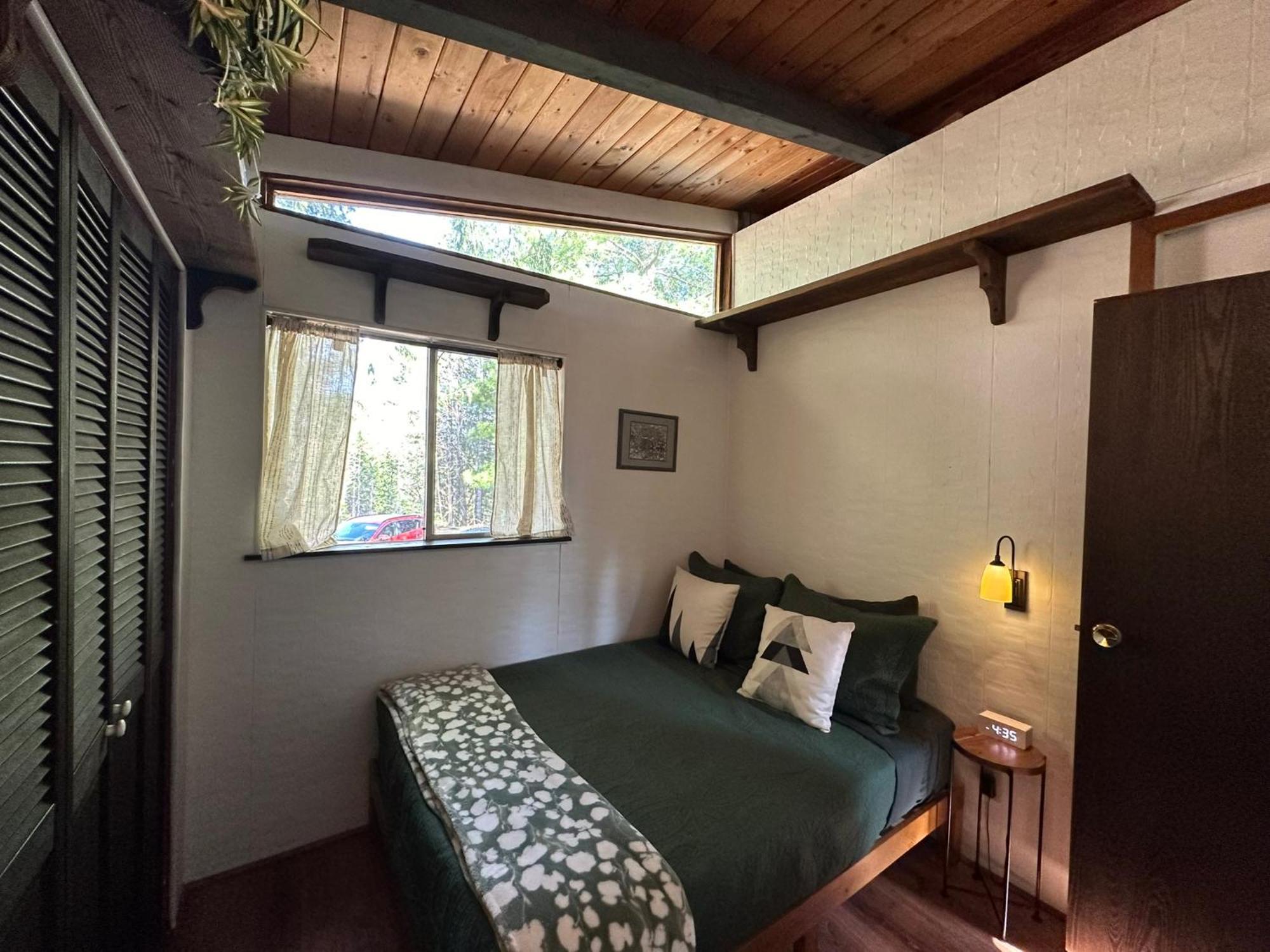 The Cabin In 帕克伍德 外观 照片